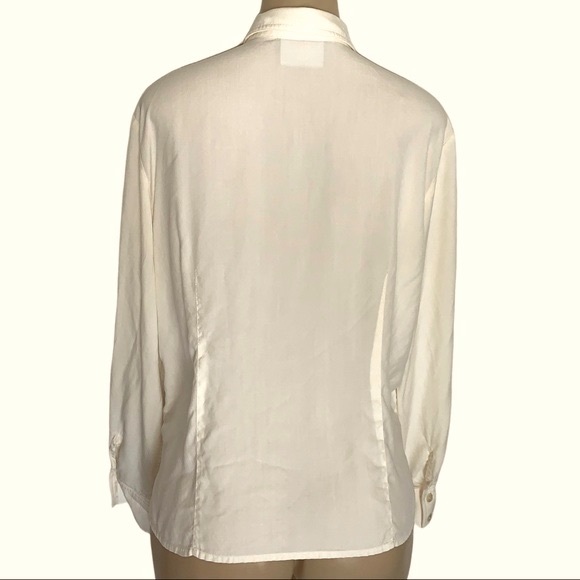 Liz Claiborne 💯% Silk Ruffled Ruched Collared Cream Dress Shirt Petite - Picture 3 of 7